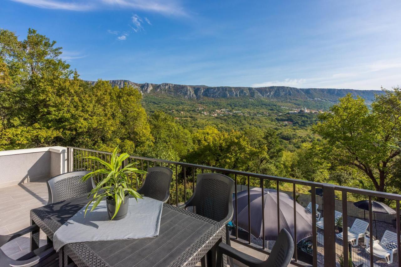 Holiday House Dino Bribir  Exterior photo